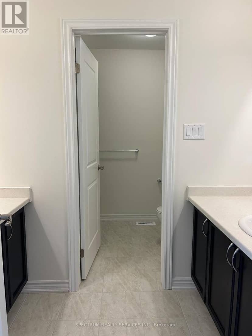 42 Waldron Street — photo 14 of 15