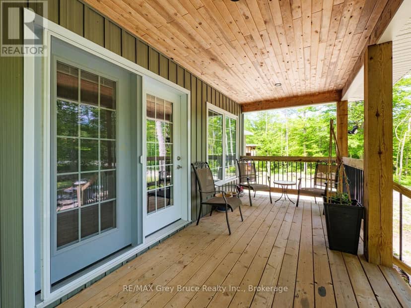 73 Maple Drive — photo 4 of 40