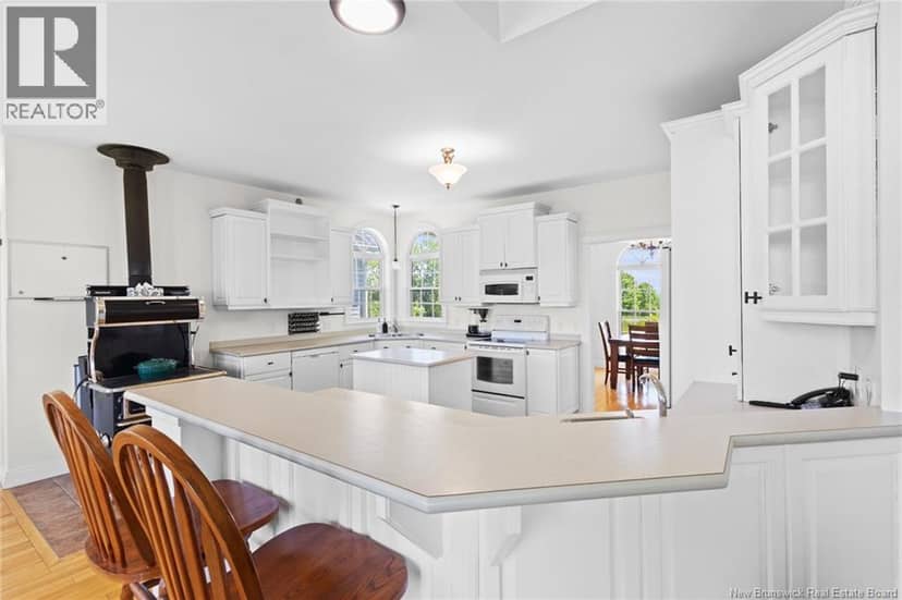 270 Sunpoke Road — photo 13 of 40