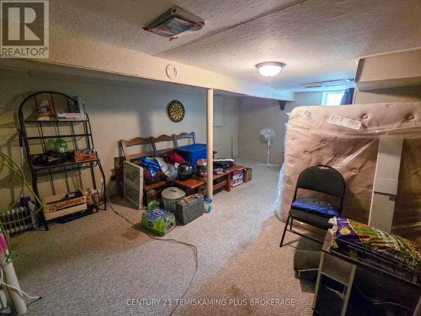 37 Jaffray Street — photo 13 of 30