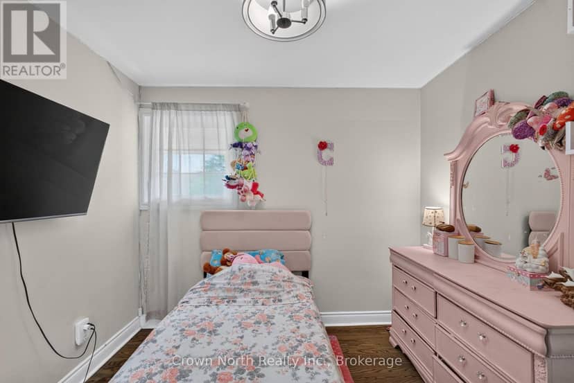 109 Portico Drive — photo 15 of 33