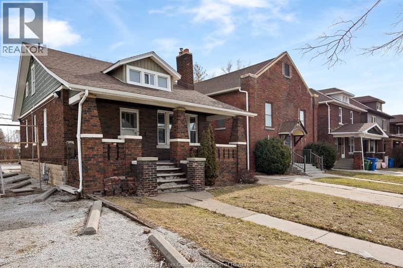 636 Partington Avenue — photo 2 of 19