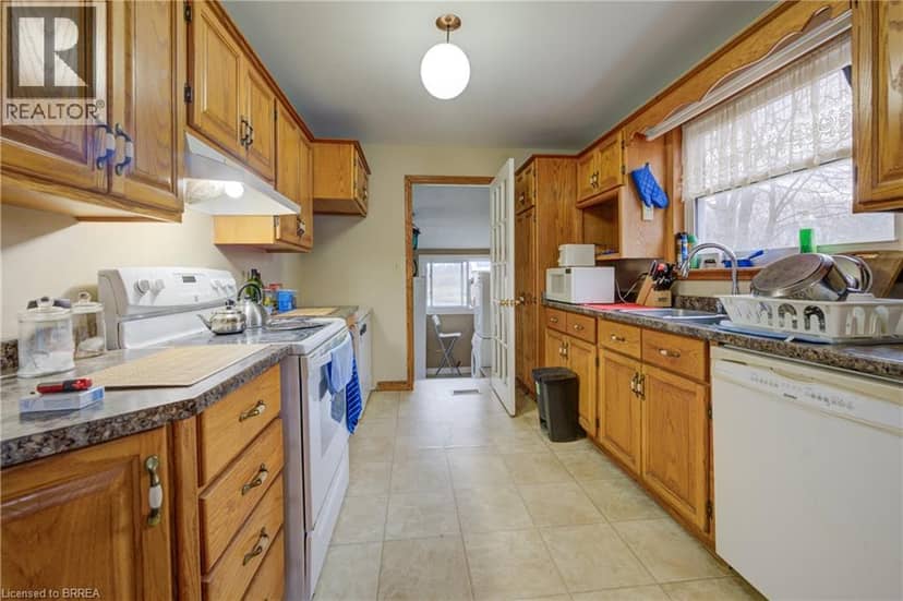 681 CONC 14 TOWNSEND Road — photo 9 of 40