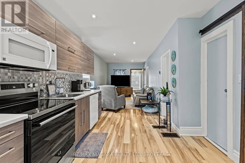 42 McCormick Street — photo 15 of 32
