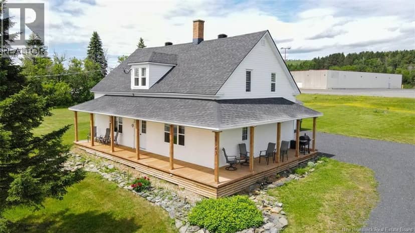 1043 Principale Street, Saint-Basile