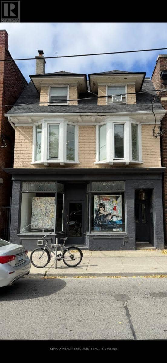 1052 Bathurst Street — photo 13 of 13