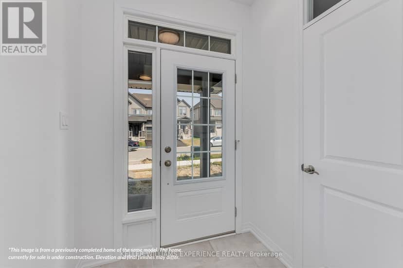 38 Sagewood Avenue, Barrie, photo 4