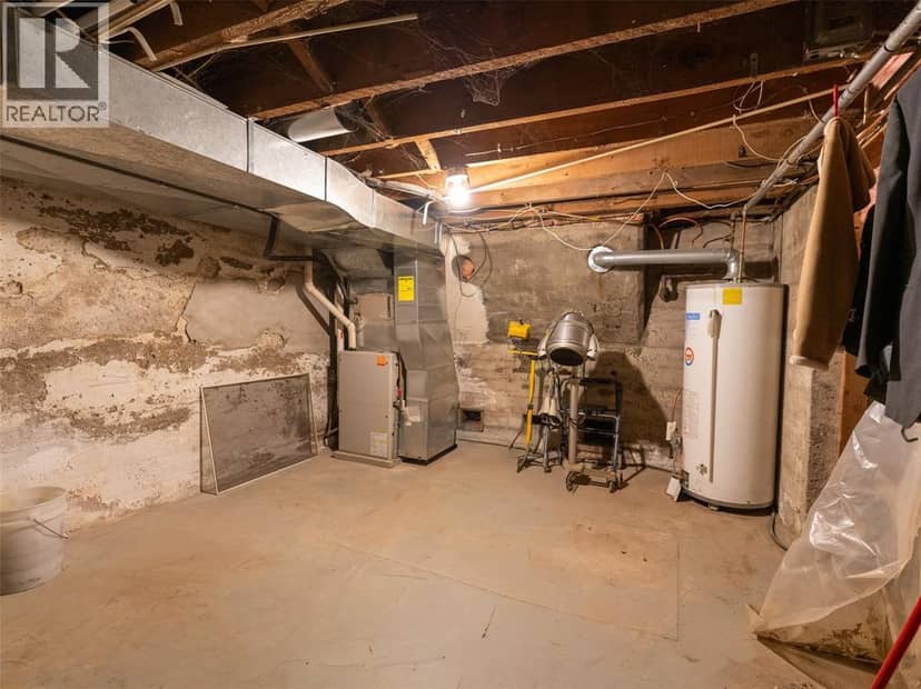 465 Sydenham Street — photo 30 of 30