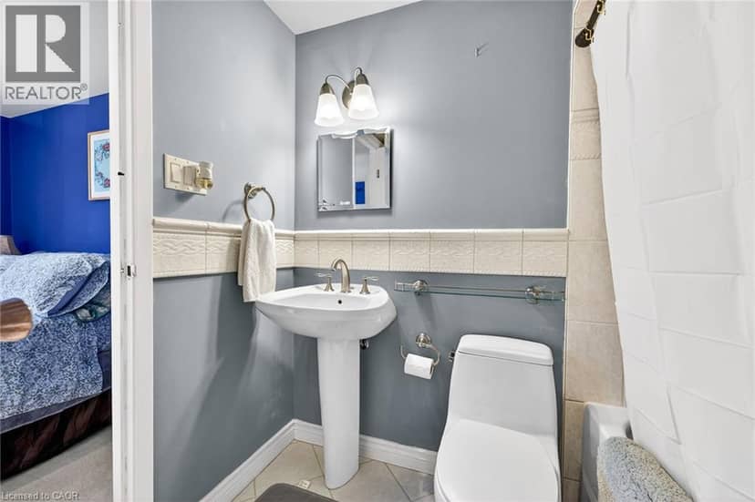 2252 UPPER MIDDLE Road Unit# 1 — photo 24 of 40