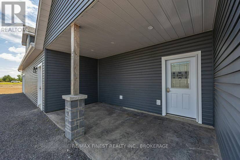 952 County Road 6 — photo 8 of 40