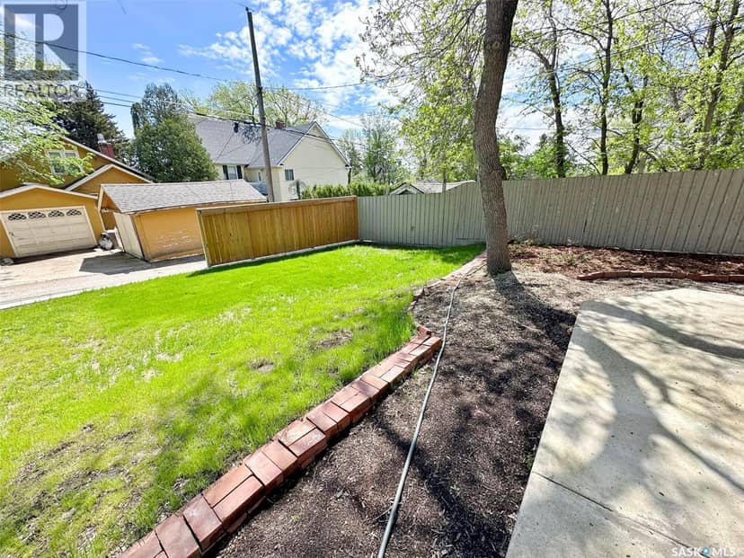 577 2nd AVENUE NE — photo 34 of 40