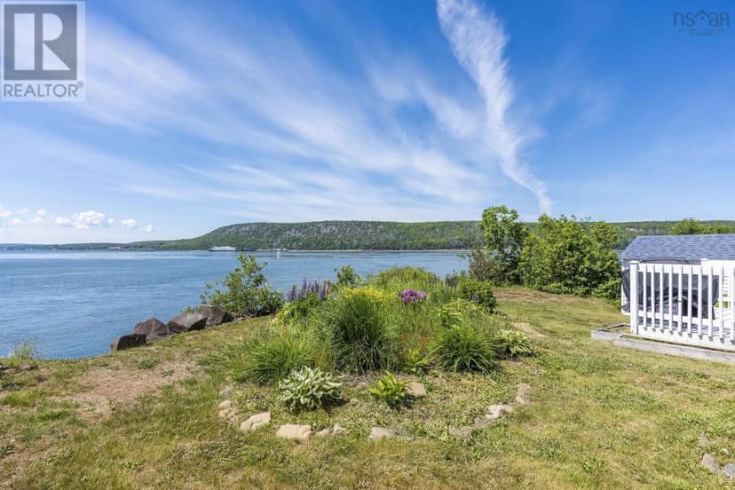958 Granville Road, Victoria Beach, photo 4