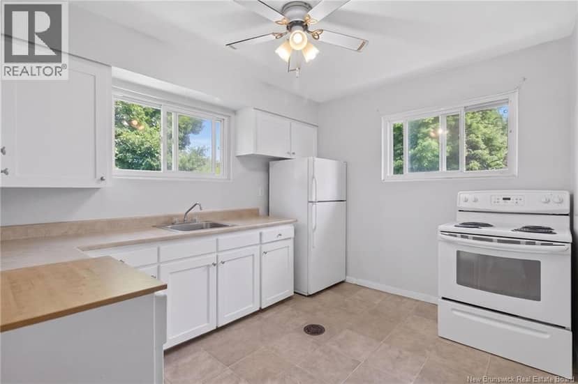 237 Humphrey Street — photo 15 of 40