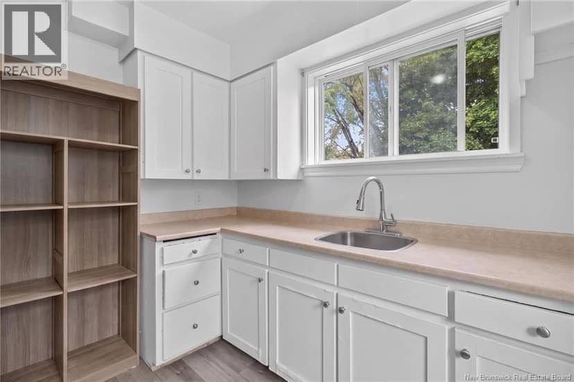 237 Humphrey Street — photo 16 of 40