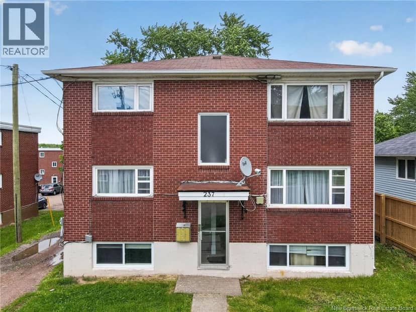 237 Humphrey Street — photo 3 of 40