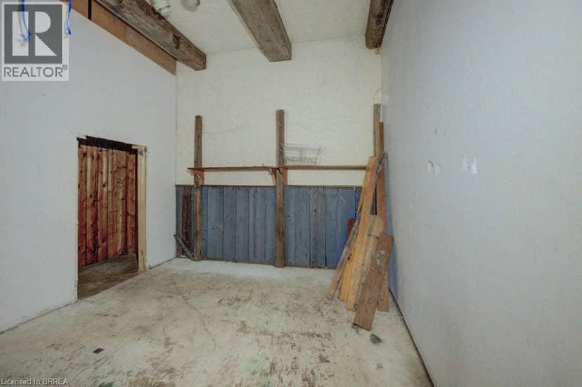 36 NORFOLK Street S — photo 10 of 40