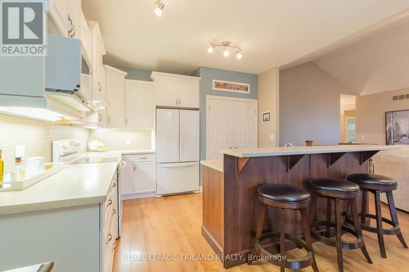19 Erin Place — photo 22 of 40