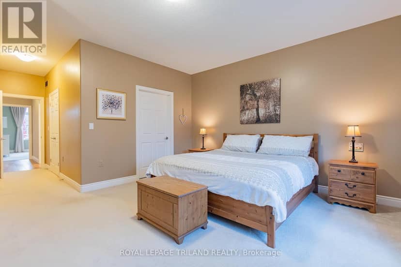19 Erin Place — photo 33 of 40