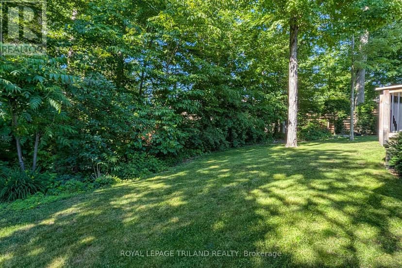 19 Erin Place — photo 8 of 40