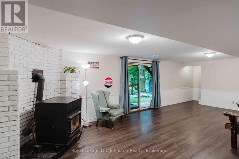 217 Albert Street — photo 24 of 40