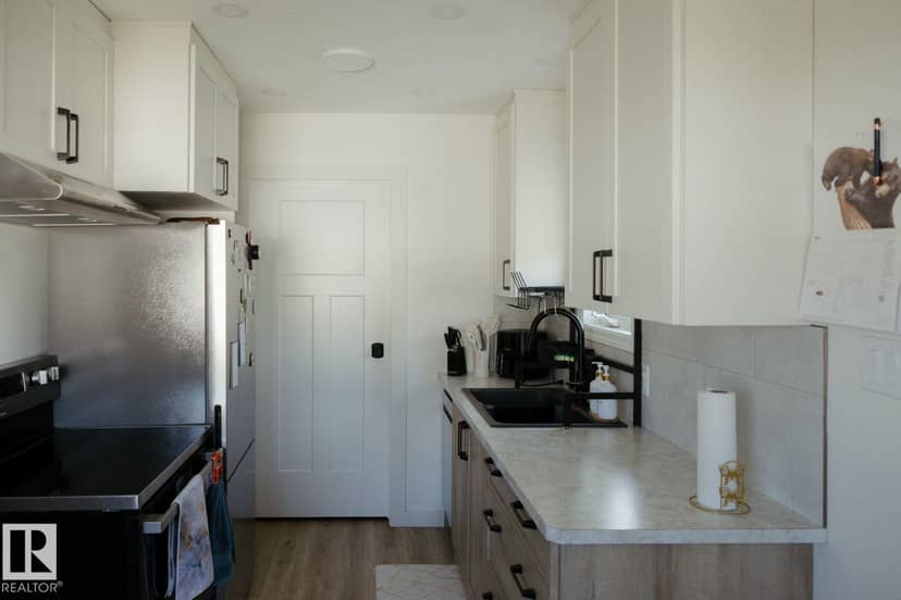 10503A 109 ST — photo 12 of 23