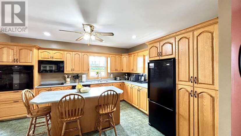 215 CABLE HEAD Road, Cable Head East, photo 2