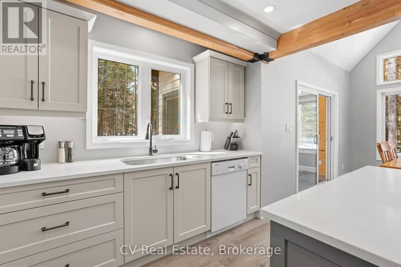 1158 Chetwynd Road — photo 17 of 40
