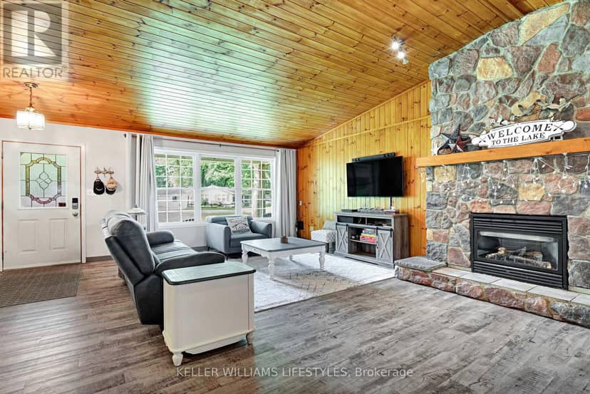 6238 London Road, Lambton Shores, photo 8