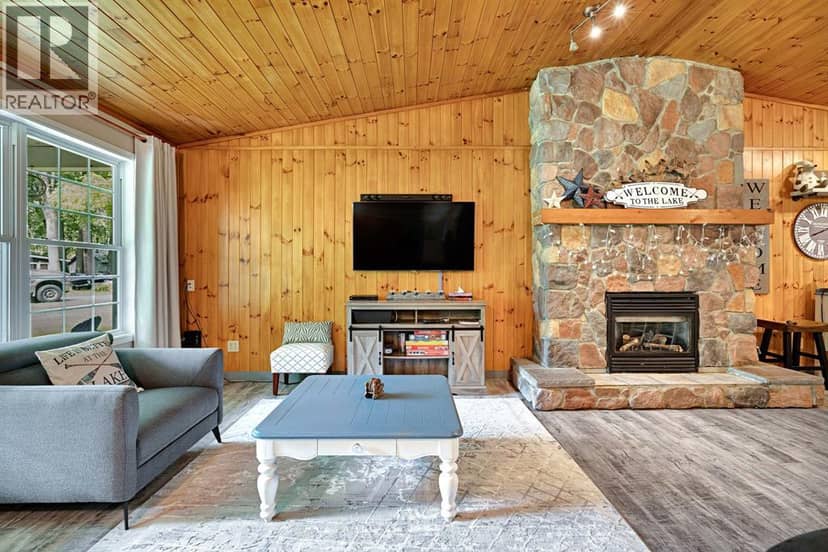 6238 London ROAD, Lambton Shores, photo 7