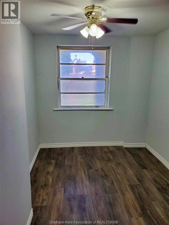 135 William STREET South — photo 7 of 29