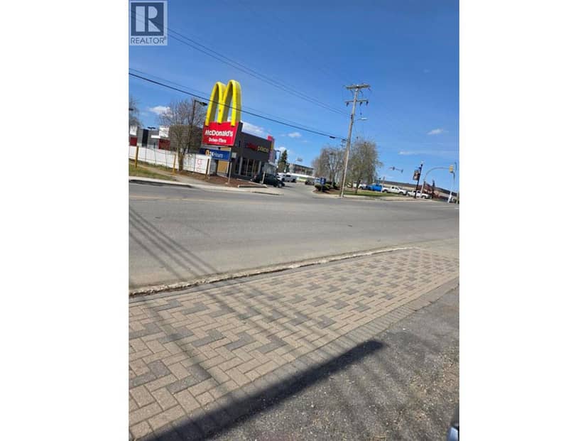 2017 VICTORIA STREET, Prince George, photo 2