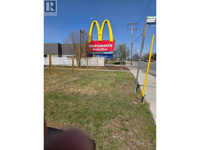 2017 VICTORIA STREET, Prince George, photo 3