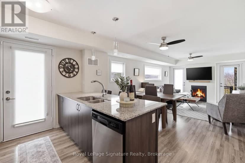 101 - 4 Anchorage Crescent — photo 12 of 40