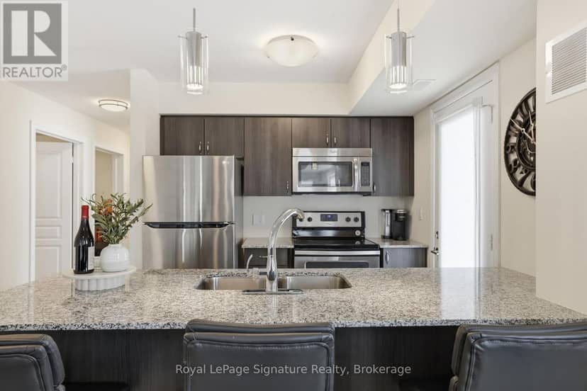 101 - 4 Anchorage Crescent — photo 16 of 40