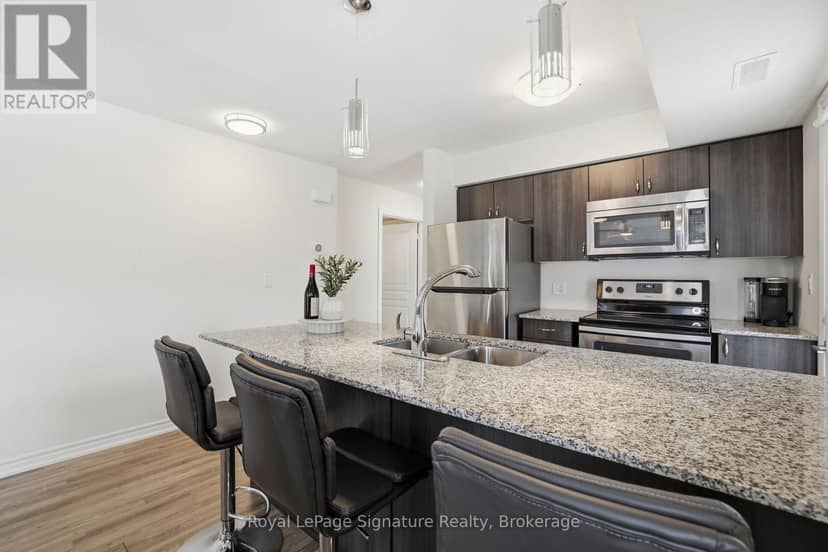 101 - 4 Anchorage Crescent — photo 17 of 40