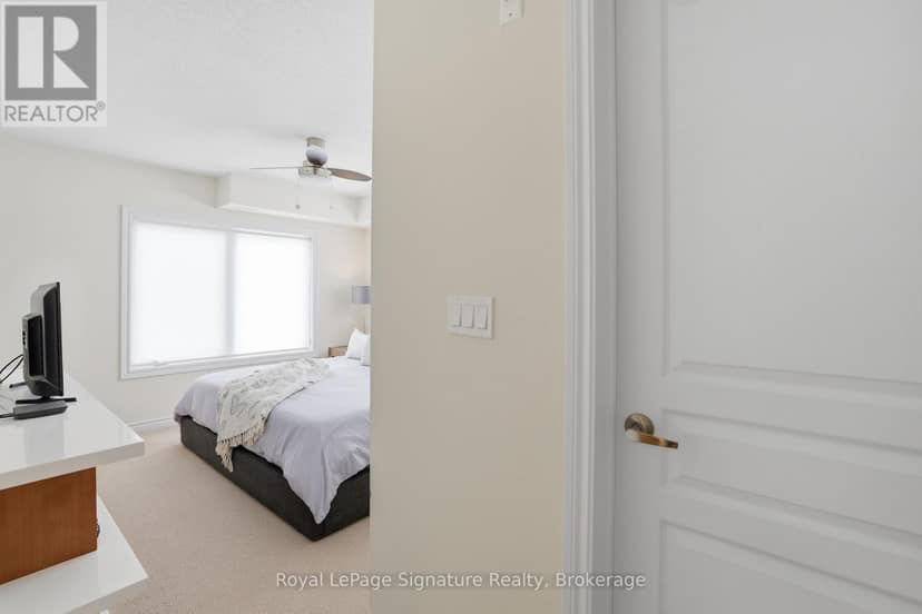 101 - 4 Anchorage Crescent — photo 27 of 40