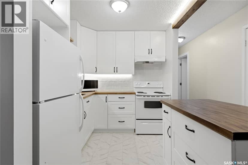 A 50 Nollet AVENUE — photo 10 of 28