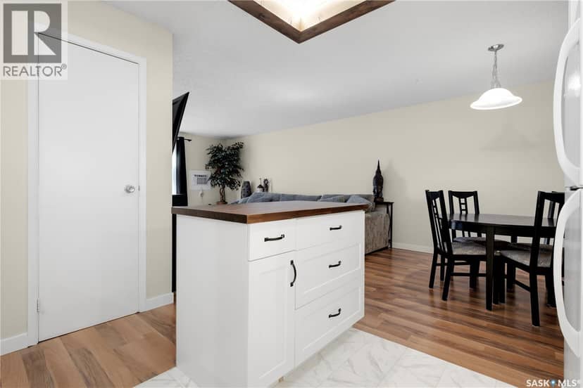 A 50 Nollet AVENUE — photo 13 of 28