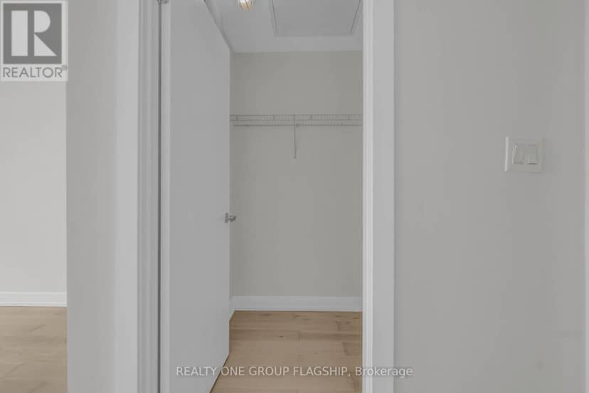 103 - 75 The Donway W — photo 21 of 33