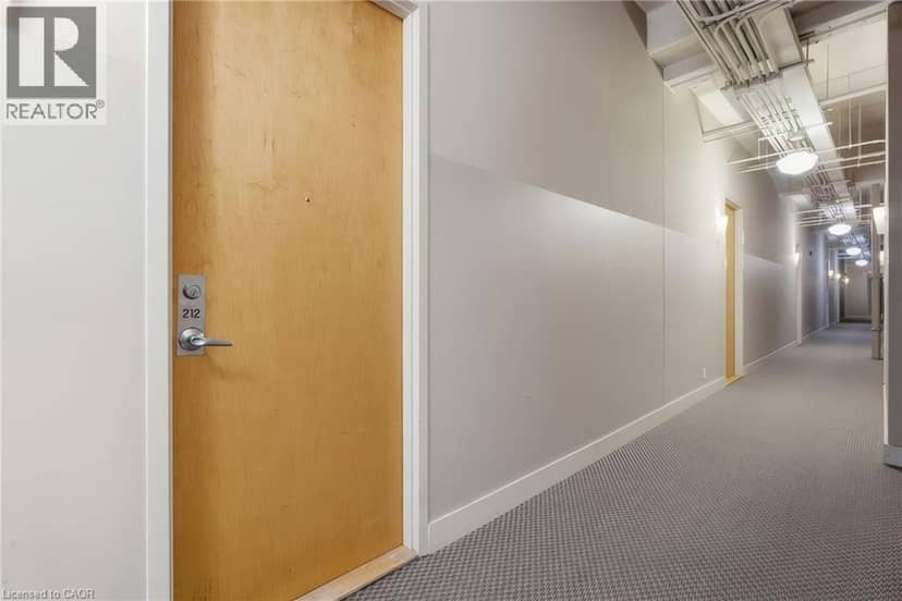 404 W KING Street W Unit# 212 — photo 3 of 40