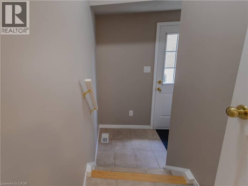 212 SLEAFORD Street — photo 30 of 40