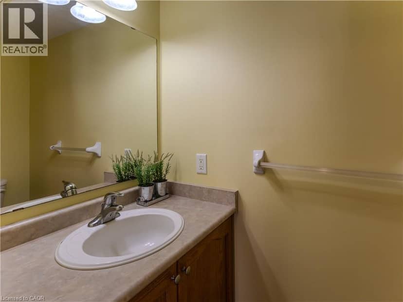 212 SLEAFORD Street — photo 12 of 40