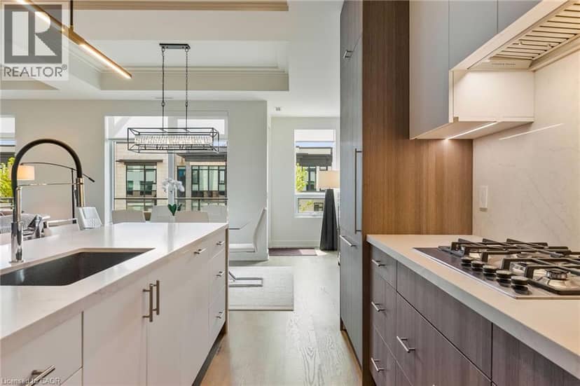 123 MAURICE Drive Unit# 303 — photo 14 of 40