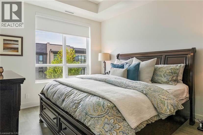 123 MAURICE Drive Unit# 303 — photo 19 of 40