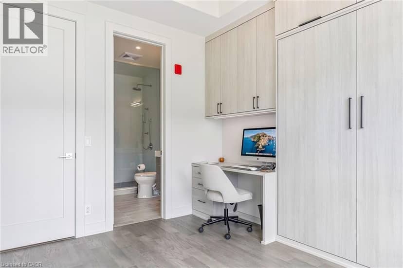 123 MAURICE Drive Unit# 303 — photo 27 of 40