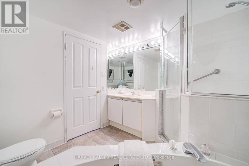 212 - 120 Promenade Circle — photo 40 of 40