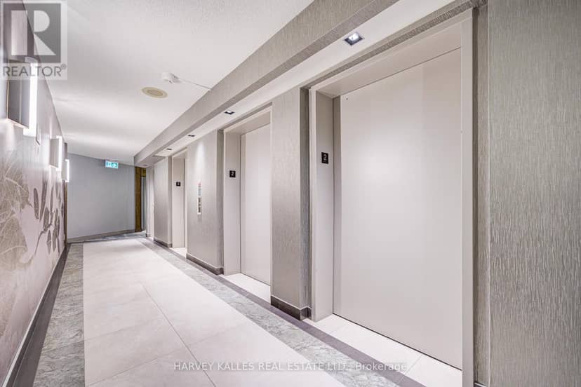 212 - 120 Promenade Circle, Vaughan, photo 8