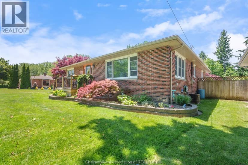 18 Woodland Avenue — photo 5 of 40
