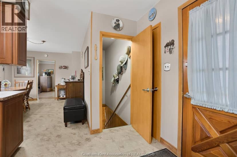 18 Woodland Avenue — photo 28 of 40