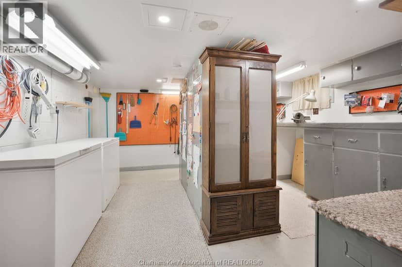 18 Woodland Avenue — photo 35 of 40